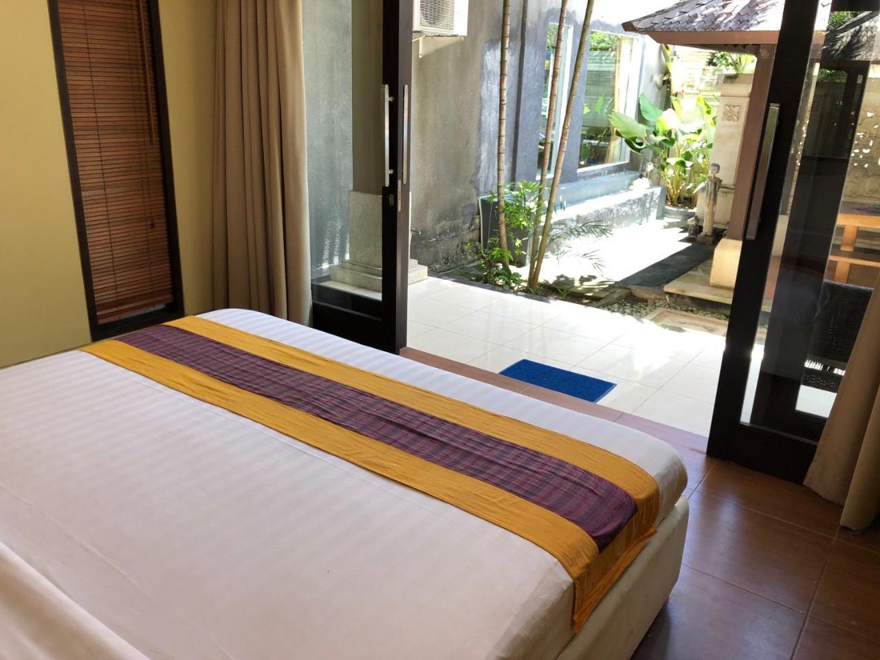 Hotel D'Kubu Legian Exterior foto