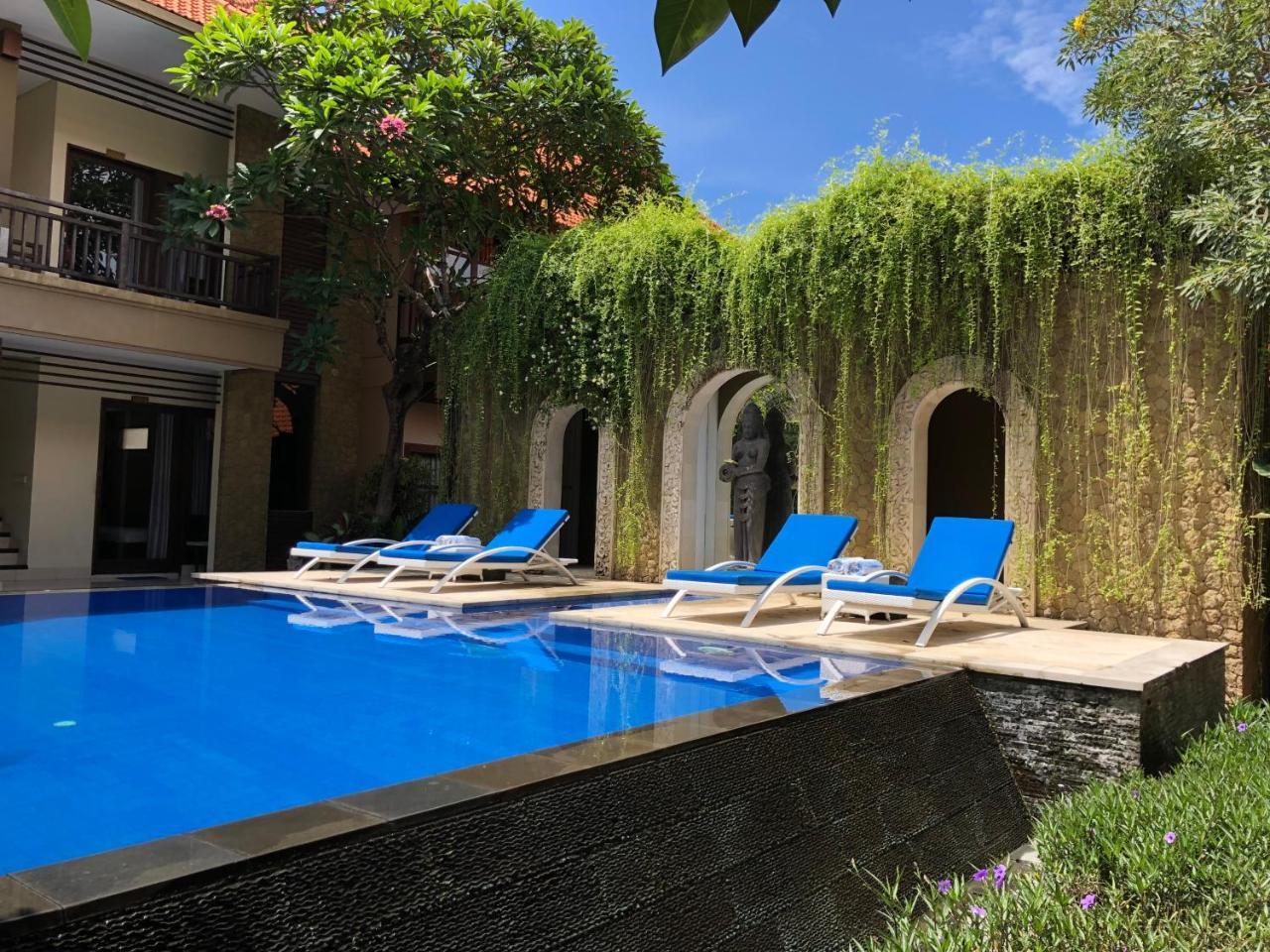 Hotel D'Kubu Legian Exterior foto