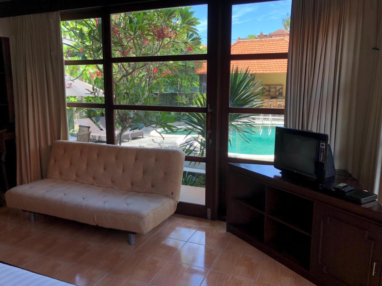 Hotel D'Kubu Legian Exterior foto