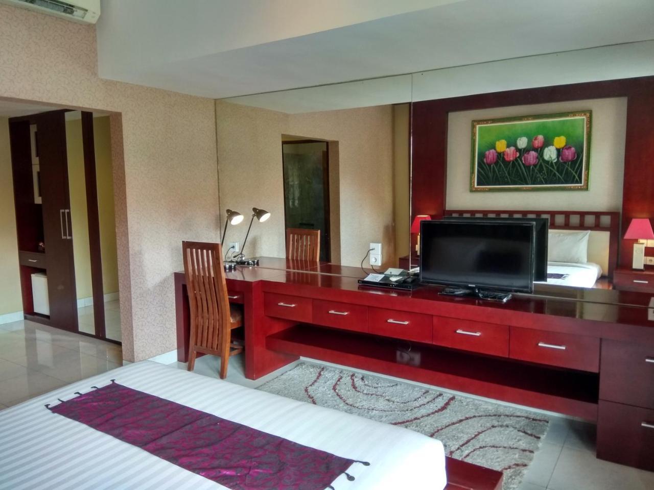 Hotel D'Kubu Legian Exterior foto